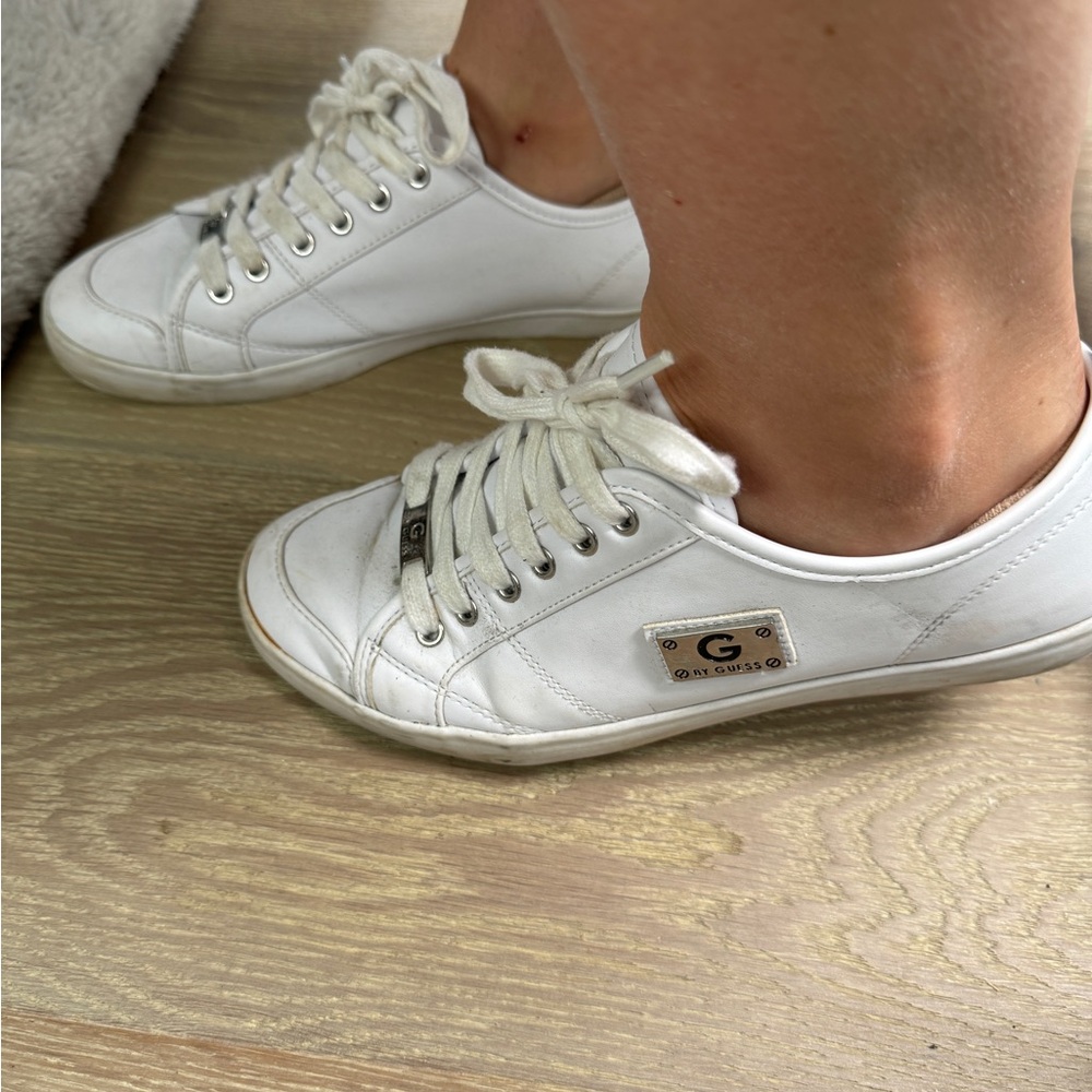 G by Guess size 9